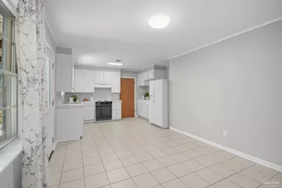 6190 Arbutus Dr, Pensacola, FL 32504 - Photo 10