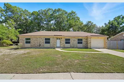 6190 Arbutus Dr, Pensacola, FL 32504 - Photo 2