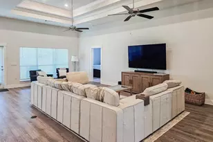 5636 Blake Ln, Pace, FL 32571 - Photo 8