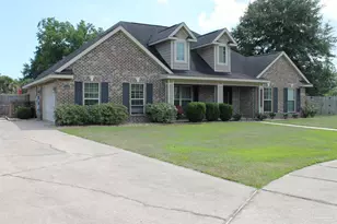 5468 Madelines Way, Pace, FL 32571 - Photo 2