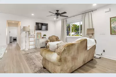 3275 Adrian Rd, Pensacola, FL 32504 - Photo 10