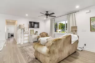 3275 Adrian Rd, Pensacola, FL 32504 - Photo 10