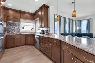 8257 Gulf Blvd, Navarre Beach, FL 32566 - Photo 10