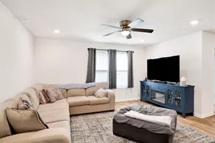 5581 Galahad Trl, Milton, FL 32583 - Photo 4