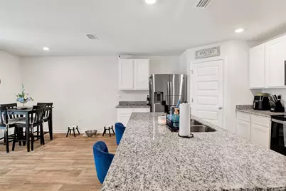 5581 Galahad Trl, Milton, FL 32583 - Photo 8