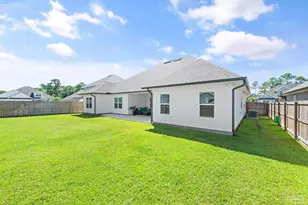 2043 Refuge Cir, Gulf Breeze, FL 32563 - Photo 44