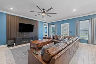 2043 Refuge Cir, Gulf Breeze, FL 32563 - Photo 6