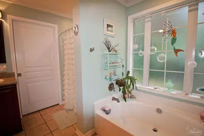 2301 Majestic Dr, Pensacola, FL 32534 - Photo 48