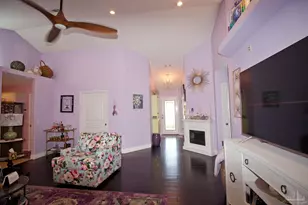 2301 Majestic Dr, Pensacola, FL 32534 - Photo 2