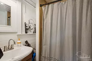 600 E Jackson St, Pensacola, FL 32501 - Photo 36