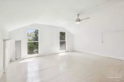 600 E Jackson St, Pensacola, FL 32501 - Photo 18