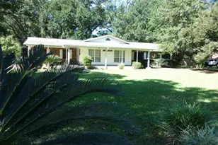 5055 Serry Ln, Pace, FL 32571 - Photo 2