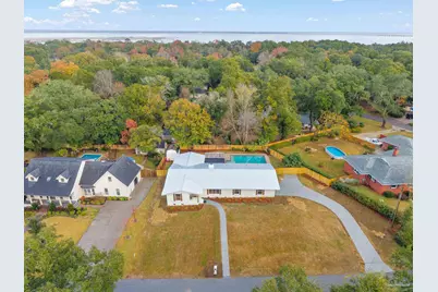 63 Blithewood Dr, Pensacola, FL 32514 - Photo 2