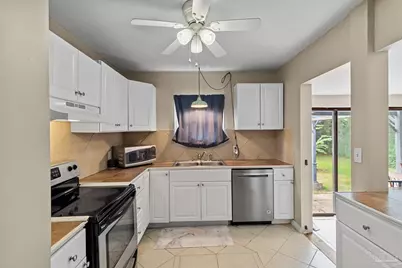 203 Booth Ave, Cantonment, FL 32533 - Photo 10