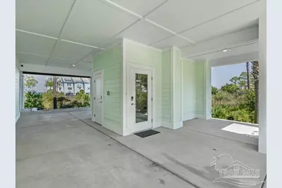 16104 Innerarity Pt Rd, Pensacola, FL 32507 - Photo 22