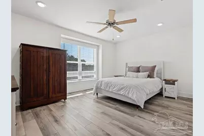 16104 Innerarity Pt Rd, Pensacola, FL 32507 - Photo 18