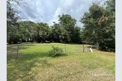 1301 N V St, Pensacola, FL 32505 - Photo 2