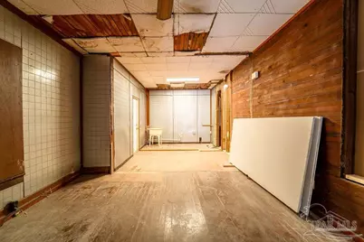 400 W Gregory St, Pensacola, FL 32502 - Photo 12