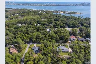 5602 North Shore Way, Pensacola, FL 32507 - Photo 12