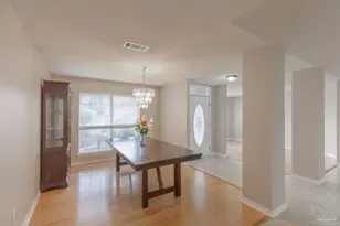 1230 Grand Ridge Cir, Gulf Breeze, FL 32563 - Photo 4