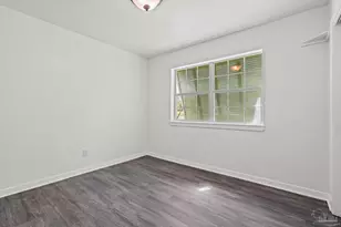 5120 W Fairfield Dr, Pensacola, FL 32506 - Photo 14