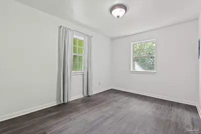 5120 W Fairfield Dr, Pensacola, FL 32506 - Photo 12