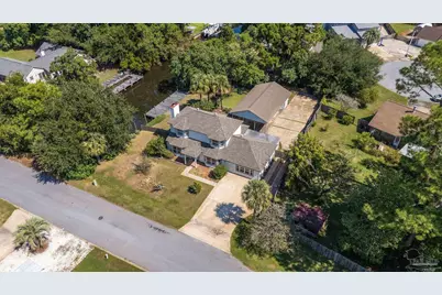 1604 Sumatra Ln, Gulf Breeze, FL 32563 - Photo 4