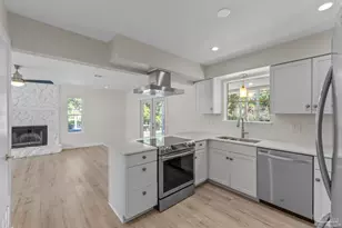 1604 Sumatra Ln, Gulf Breeze, FL 32563 - Photo 16