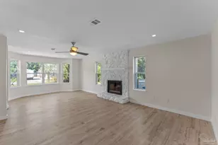 1604 Sumatra Ln, Gulf Breeze, FL 32563 - Photo 10