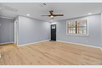 5968 Capitol Dr, Gulf Breeze, FL 32563 - Photo 14