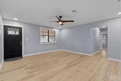 5968 Capitol Dr, Gulf Breeze, FL 32563 - Photo 10