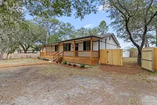 5968 Capitol Dr, Gulf Breeze, FL 32563 - Photo 1