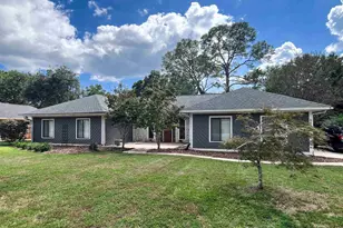 6843 Lake Charlene Dr, Pensacola, FL 32506 - Photo 1