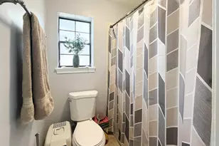 6843 Lake Charlene Dr, Pensacola, FL 32506 - Photo 14