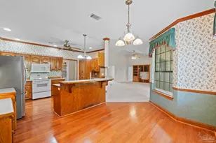 2075 Ceylon Rd, Pensacola, FL 32526 - Photo 20