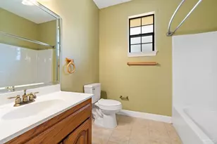 2075 Ceylon Rd, Pensacola, FL 32526 - Photo 38