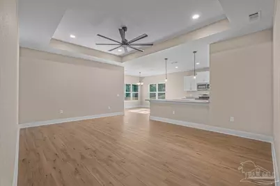 7721 Piper Cir, Milton, FL 32583 - Photo 14