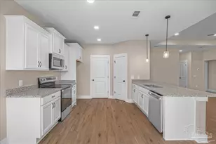 7721 Piper Cir, Milton, FL 32583 - Photo 16