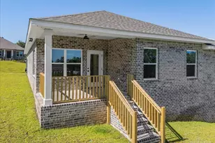7721 Piper Cir, Milton, FL 32583 - Photo 36