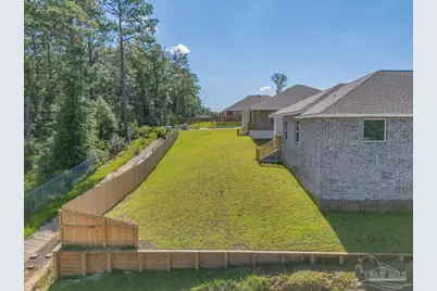 7721 Piper Cir, Milton, FL 32583 - Photo 38