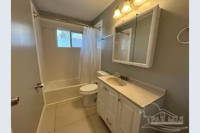 7704 W Gadsden St, Pensacola, FL 32506 - Photo 16