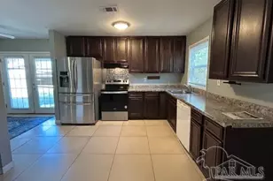 7704 W Gadsden St, Pensacola, FL 32506 - Photo 8