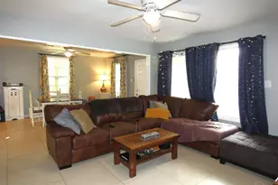 7704 W Gadsden St, Pensacola, FL 32506 - Photo 10