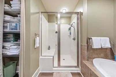 217 W Jackson St #12, Pensacola, FL 32501 - Photo 40