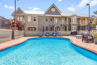 217 W Jackson St #12, Pensacola, FL 32501 - Photo 2