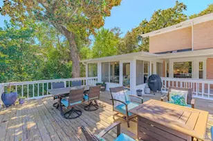 417 Canterbury Ln, Gulf Breeze, FL 32561 - Photo 10