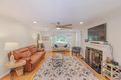 417 Canterbury Ln, Gulf Breeze, FL 32561 - Photo 18