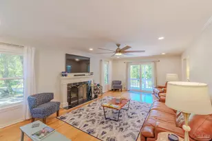 417 Canterbury Ln, Gulf Breeze, FL 32561 - Photo 20