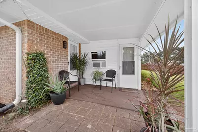 2379 Edgewood Dr, Navarre, FL 32566 - Photo 48