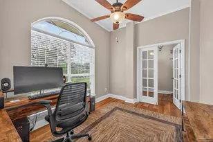 2379 Edgewood Dr, Navarre, FL 32566 - Photo 12